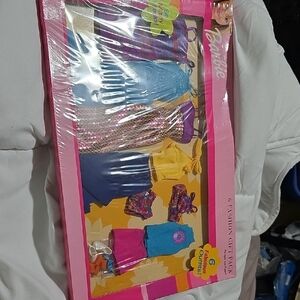 Barbie Fashion Gift Set - Pink, Blue, Yellow Outfits.  NEW 6 FASHION GIFT PACK.